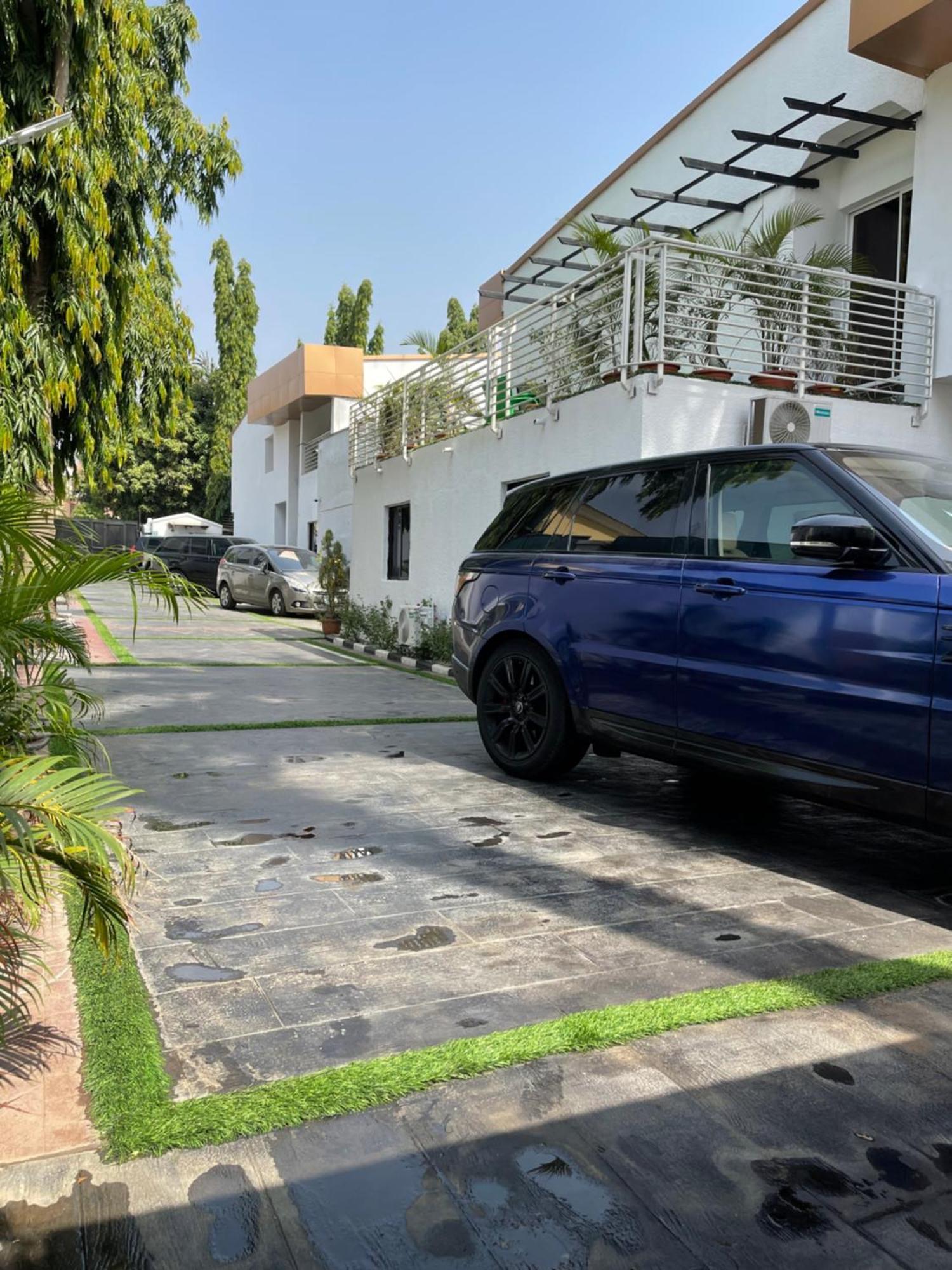 Austra Hotels And Apartments Maitama Abuja Exterior photo